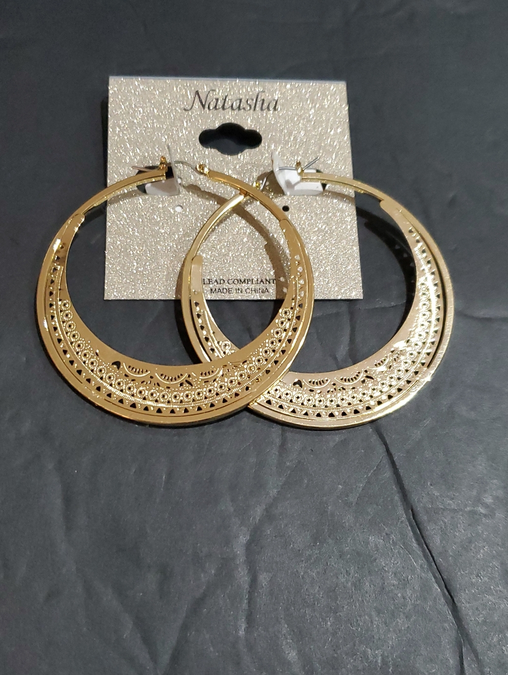 Natasha gold toned etched laser cut filigree style hoop earrings brand new